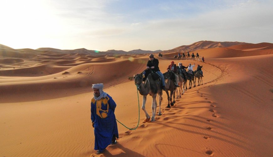 Discover the magic of the Sahara with our desert tours from Marrakech.